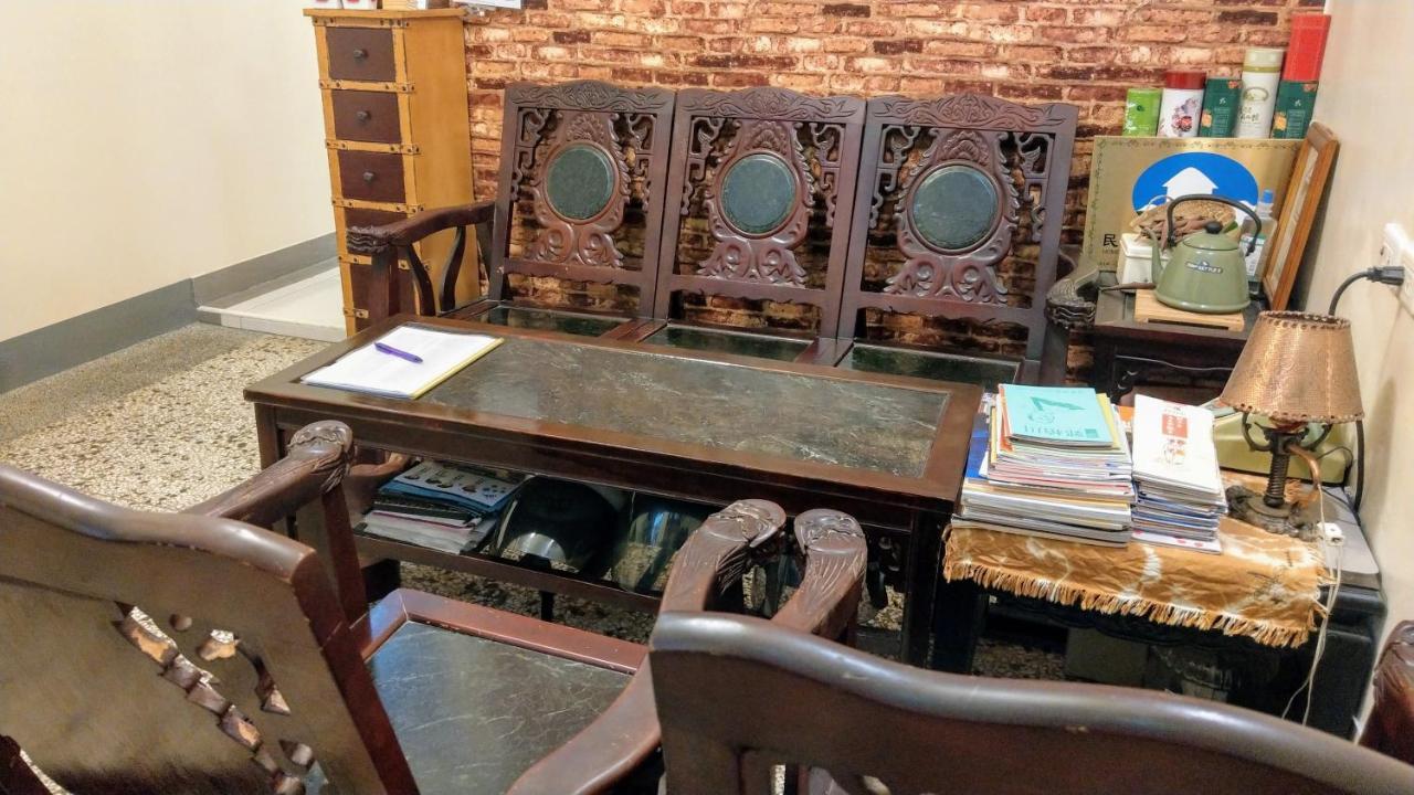赤嵌厝child Come Home-依人數床位數計價開放房型 Tainan Bagian luar foto